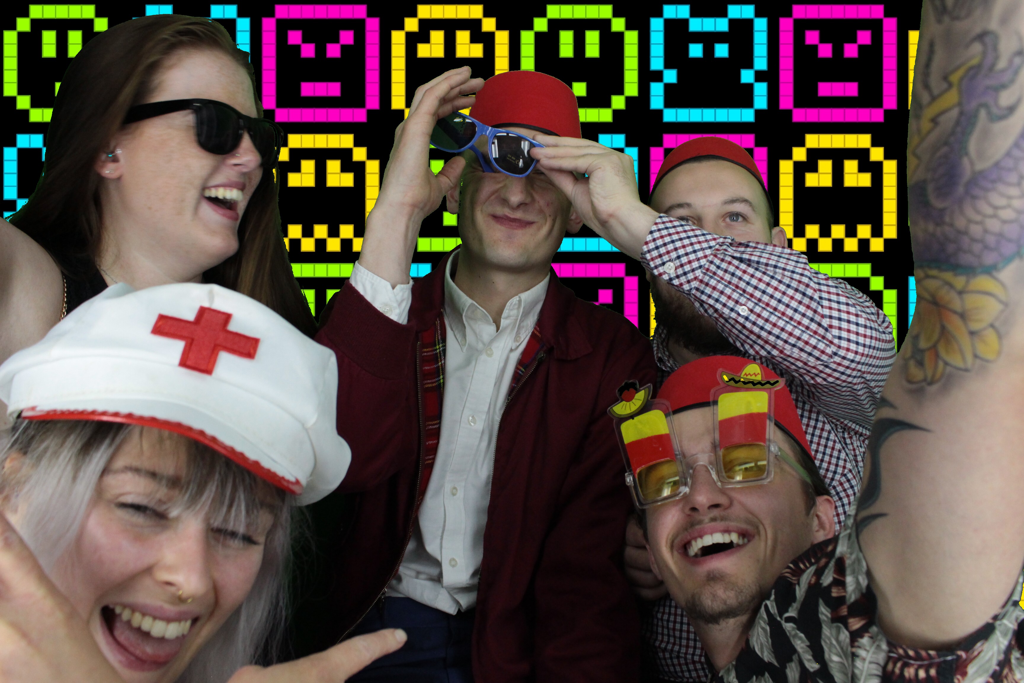 Simon's 50th Birthday | View more photos from the event at gallery.myphotoboothexperience.co.uk/u/MyPhotoBoothExperienceLtd/Simons-50th-Birthday